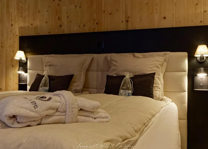 Les Epis マルシュ・アン・ファメンヌ